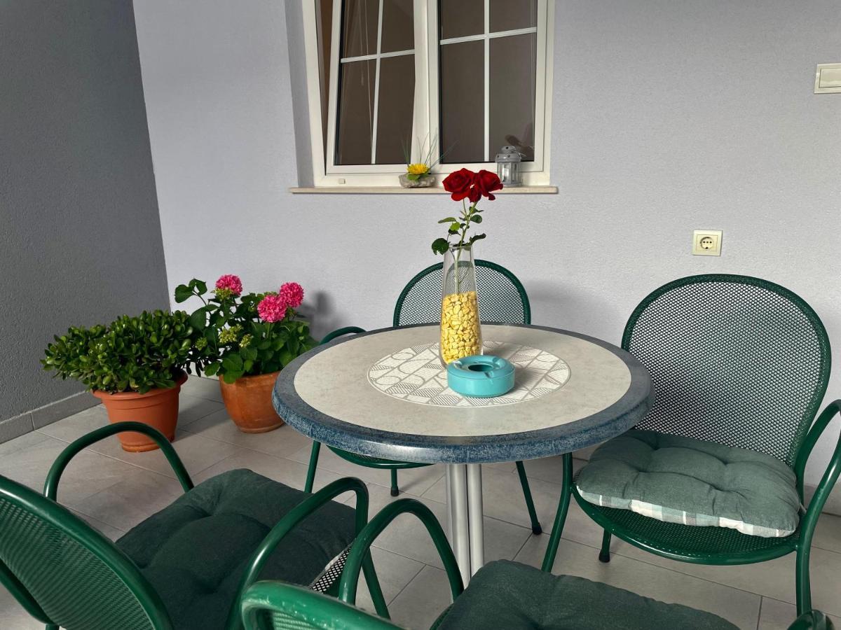 Aurelia Apartment Makarska Dış mekan fotoğraf